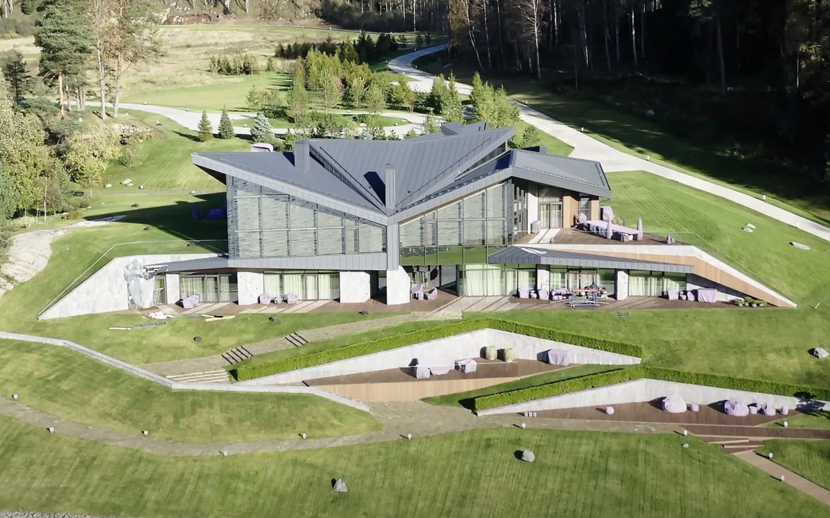 Secret Putin home on Finnish border revealed by drone – complete with £8,000 bidets and 'stolen' waterfall - Yahoo News