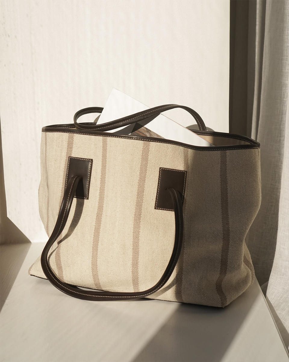 <p><a href="https://go.redirectingat.com?id=74968X1596630&url=https%3A%2F%2Fus.flattered.com%2Fproducts%2Flucy-tote-bag-canvas-striped-creme-brown&sref=https%3A%2F%2Fwww.esquire.com%2Flifestyle%2Fg60704540%2Fluxury-gifts-women%2F" rel="nofollow noopener" target="_blank" data-ylk="slk:Shop Now;elm:context_link;itc:0;sec:content-canvas" class="link ">Shop Now</a></p><p>Lucy Tote Bag Canvas</p><p>flattered.com</p><p>$150.00</p>