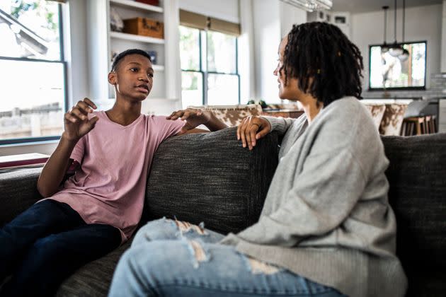 Talk to your child about the things they enjoy seeing on social media. (Photo: MoMo Productions via Getty Images)