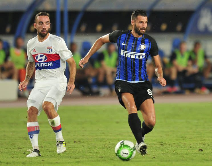 NANJING, CHINA – JULY 24: Antonio Candreva #87 of FC Internazionale and Sergi Darder #14 of Lyon compete for the ball during the 2017 International Champions Cup match between FC Internazionale and Olympique Lyonnais at Olympic Stadium on July 24, 2017 in Nanjing, China. (Photo by VCG/VCG via Getty Images)
