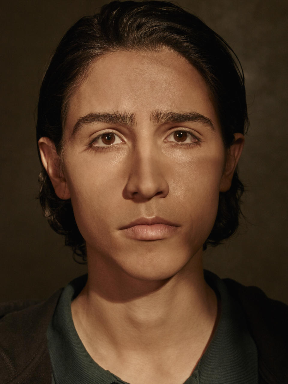 Lorenzo James Henrie as Chris - Fear The Walking Dead _ Season 1, Gallery - Photo Credit: Frank Ockenfels 3/AMC 