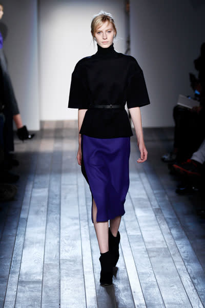 <b>Victoria Beckham AW13 at New York Fashion Week </b><br><br>Team black with cobalt blue for an on-trend autumn look.<br><br>Image © Getty