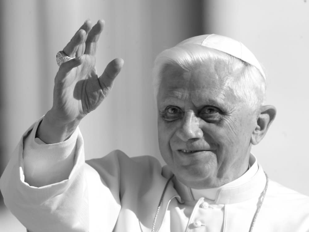 Benedikt XVI. ist im Alter von 95 Jahren gestorben. (Bild: 2014 giulio napolitano/Shutterstock.com)