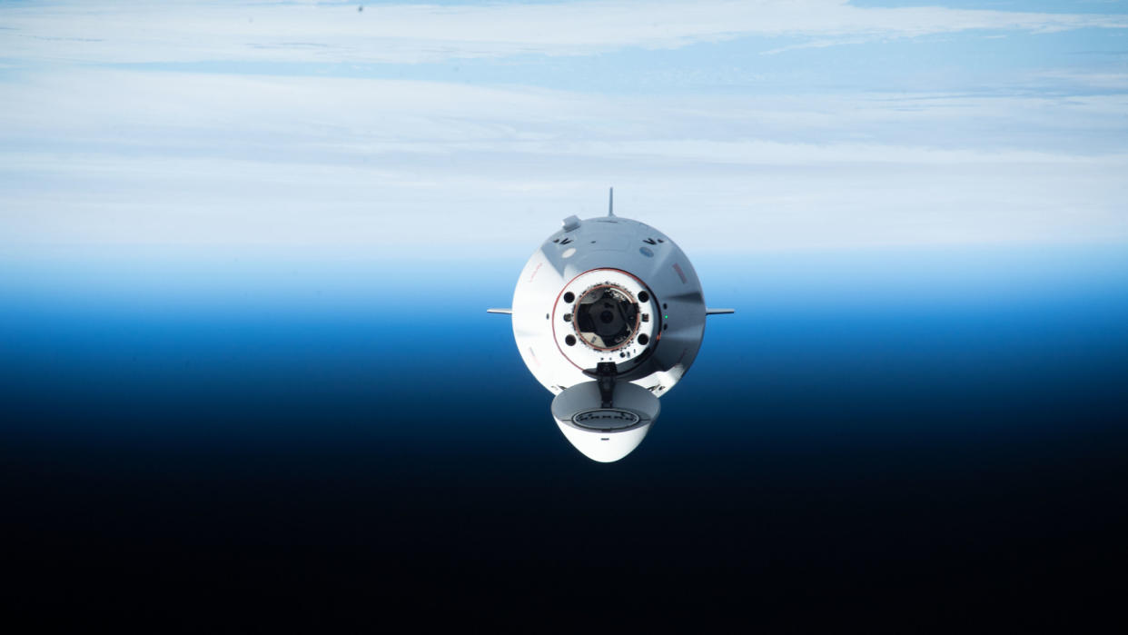  The SpaceX Crew Dragon Endurance approaches the International Space Station with four Crew-5 astronauts aboard on Oct. 6, 2022. 