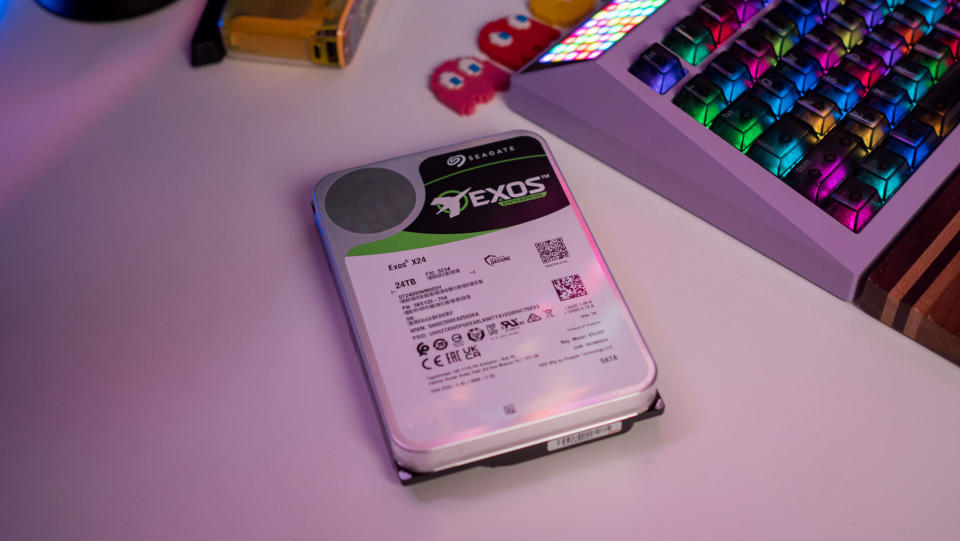 Seagate Exos X24 24TB HDD review