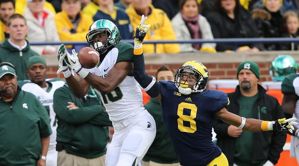 Aaron Burbridge: The Big Ten's best receiver next season could very well be Michigan State's Burbridge. With 26 catches for 342 yards and one touchdown, it might be hard to see how he's going to bust out. However, Burbridge emerged as a starter mid season and has tremendous potential to be a double-digit touchdown guy in 2013.