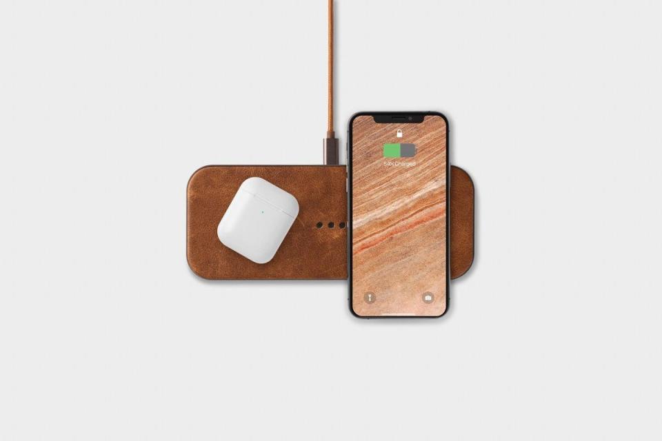 Catch:2 Multi-Device Wireless Charger