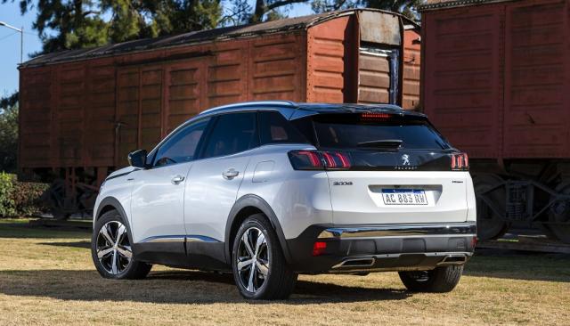 Peugeot presentará en septiembre el sucesor del 3008, y será un SUV 100%  eléctrico