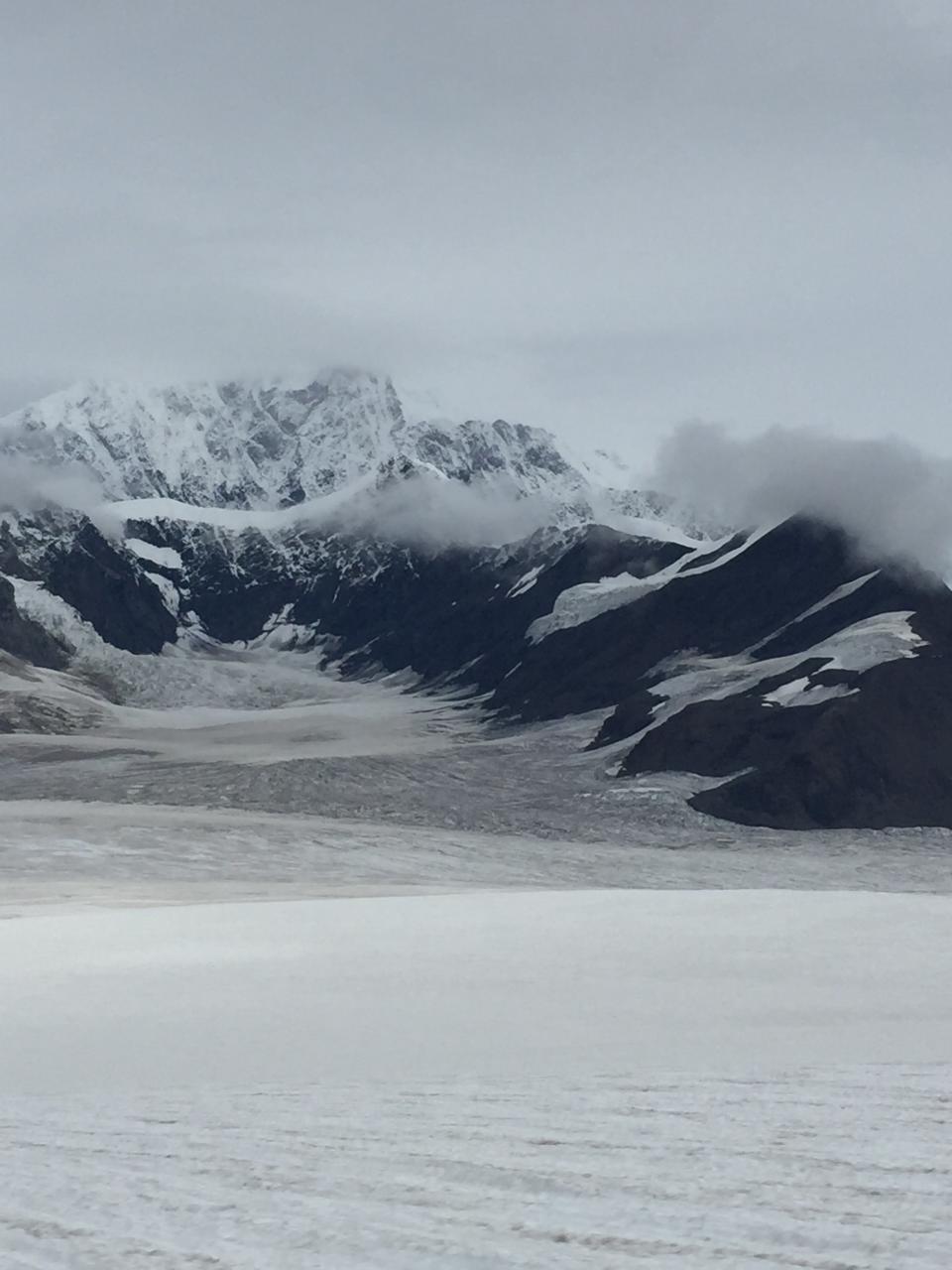 Where our ski plane landed on the glacier. (Photo: Photo by Simon Johnson)