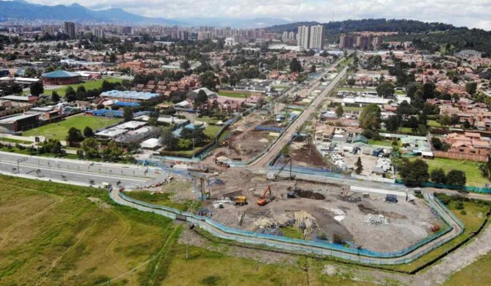 Avenida Boyacá entre Calles 170 y 183