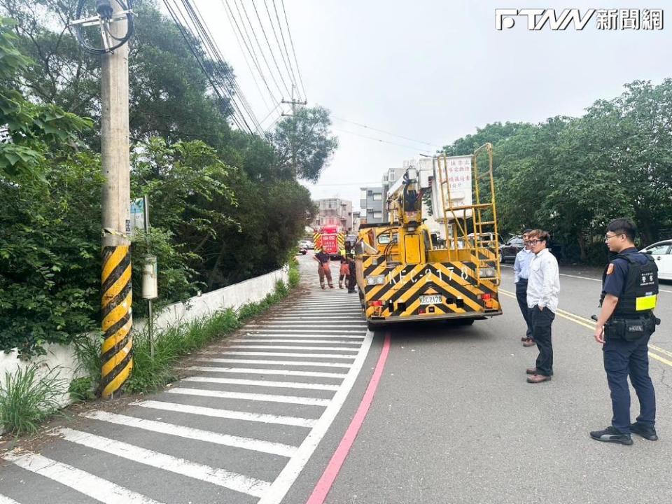 新竹市政府指出，由於26日傍晚發生電線桿起火事故，雖然火勢已撲滅，但造成週邊住戶有停電情形。（圖／高虹安臉書）