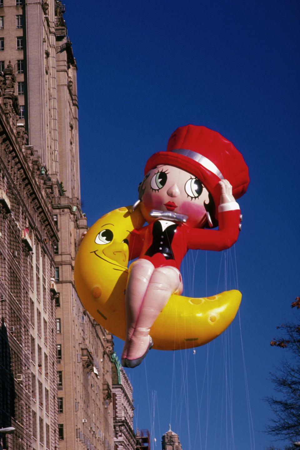 <p>Betty Boop makes her debut in the 1985 parade. Her tenure would be short lived, ending just two years later with sporadic appearances through the 90s. </p>