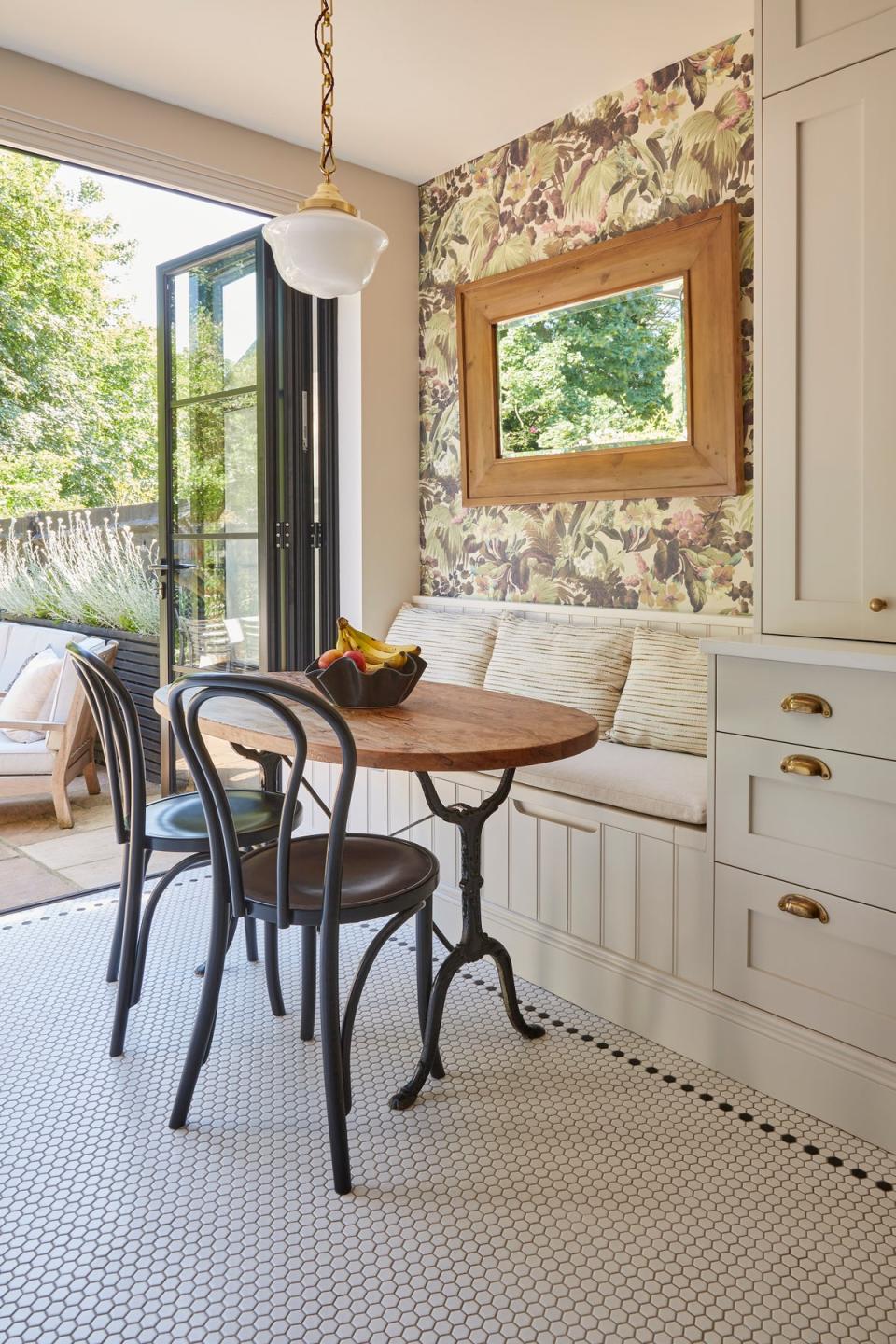 A light-filled breakfast nook is a great place to start any day (Vincent The House)