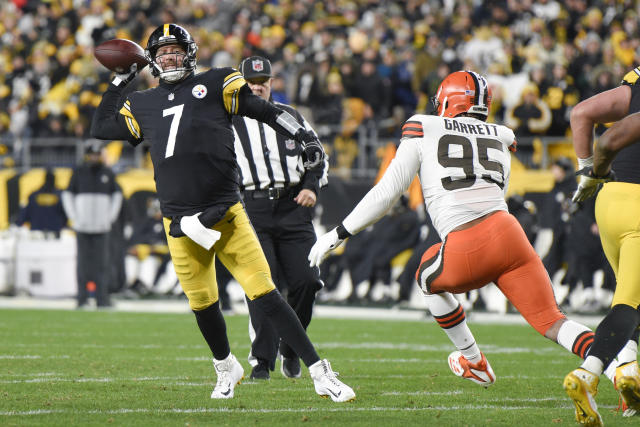 Steelers, Ravens Carry Slim Playoff Hopes into Finale