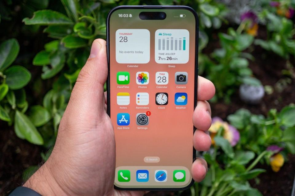 iphone 15 pro review