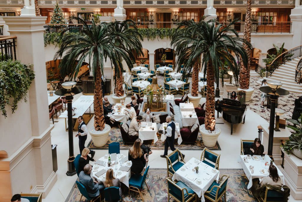 afternoon tea service at the landmark in london