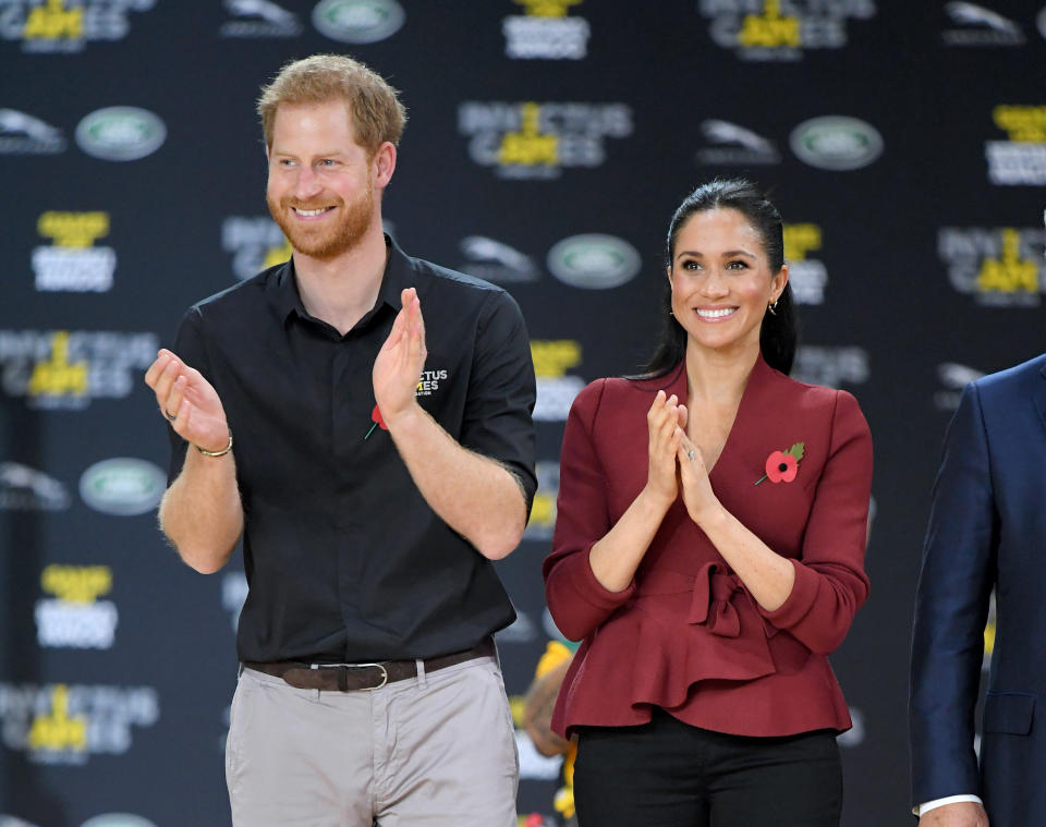 SYDNEY, AUSTRALIA - OCTOBER 27:  Prince Harry, Duke of Sussex and Meghan, Duchess of Sussex attend the wheelchair basketball final during the Invictus Games at the Quay Centre on October 27, 2018 in Sydney, Australia. The Duke and Duchess of Sussex are on their official 16-day Autumn tour visiting cities in Australia, Fiji, Tonga and New Zealand.  (Photo by Karwai Tang/WireImage)