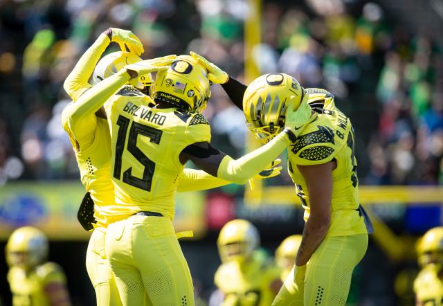 Oregon football's color schedule brings excitement to team and