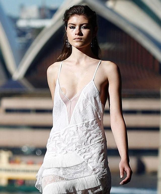 Model Has Embarrassing Nip Slip on the Runway - Yahoo Sports