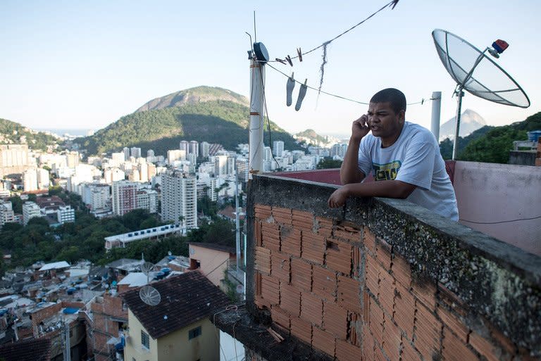 An esports revolution is sweeping through Brazil's favelas - Rest of World