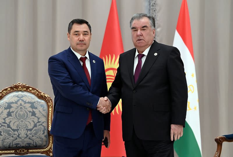 Kyrgyz President Japarov meets Tajik President Rakhmon in Samarkand