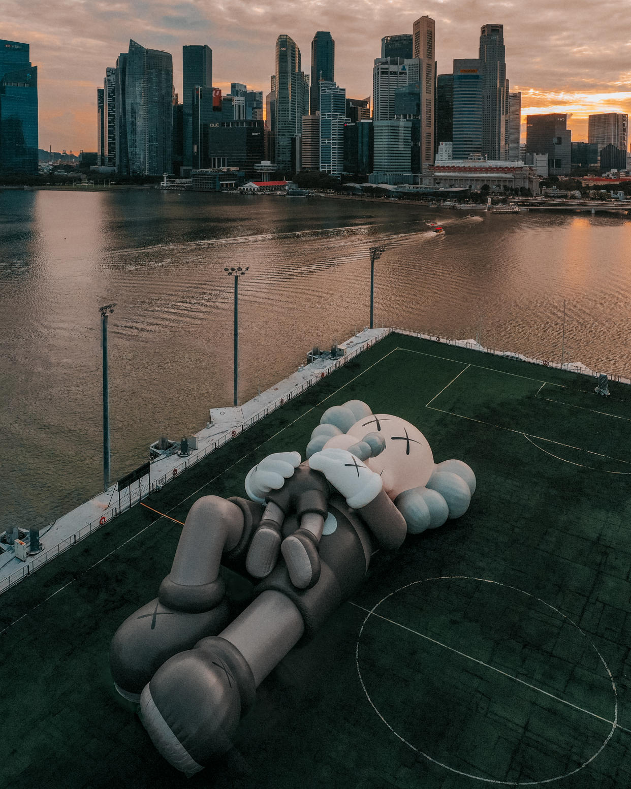 See Kaws: Holiday at The Float@Marina Bay. PHOTO: RK1