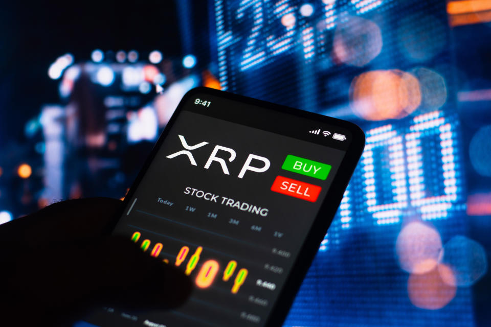 BRAZIL - 2022/06/20: In this photo illustration, the stock trading graph of XRP (Ripple) seen on a smartphone screen. (Photo Illustration by Rafael Henrique/SOPA Images/LightRocket via Getty Images)