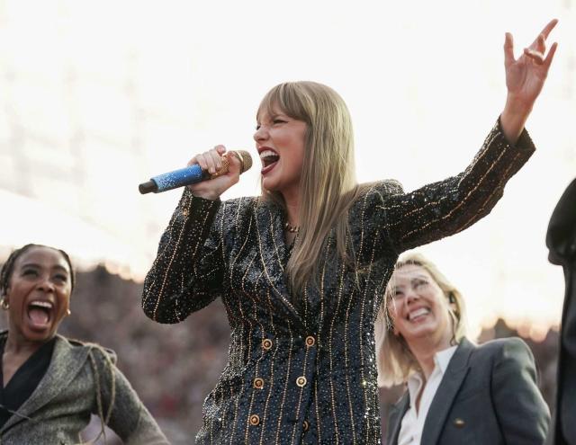 Taylor Swift Duets with Swifties as They Sing Bon Iver's Parts of 'Exile'  at Final Warsaw Eras Tour Show