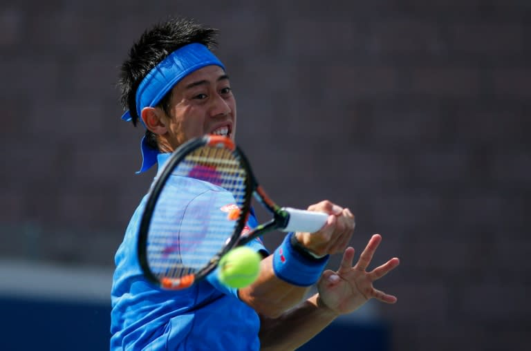 Kei Nishikori downed German Benjamin Becker 6-1, 6-1, 3-6, 6-3 to advance at the US Open