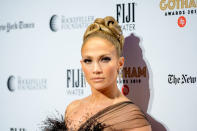 Femme de caractère, la "Bomba Latina" a elle aussi subi les assauts déplacés d'un homme. Le 13 novembre dernier, lors d'une table ronde organisée par <em>The Hollywood Reporter</em>, Jennifer Lopez est revenue sur le harcèlement sexuel dont elle a été victime dans le passé. <em>"Il voulait voir mes seins"</em>, a confié sans détour la chanteuse qui n'a cependant pas mentionné qui était son agresseur. ©Roy Rochlin/WireImage