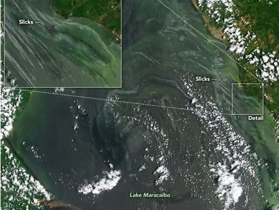 2021年9月10日，委內瑞拉馬拉開波湖的衛星照，可以看見湖面的油汙和藻華現象。翻攝NASA