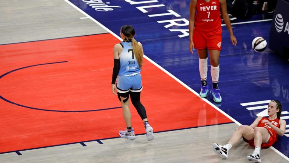 WNBA: JUNE 1 Chicago Sky at Indiana Fever