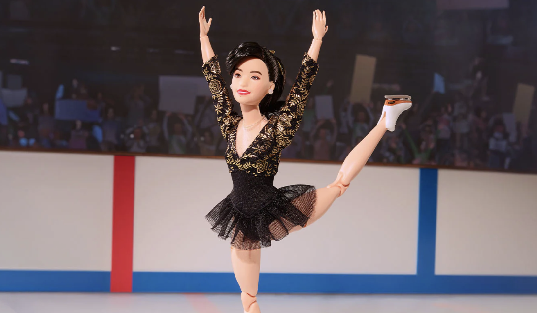 Kristi Yamaguchi doll poses