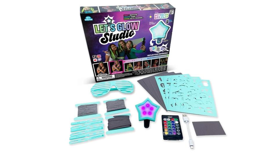 Hottest toys 2021: Let's Glow Studio