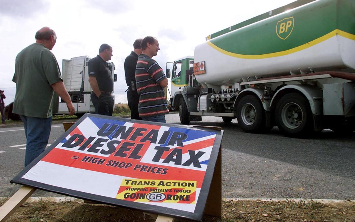 2000 fuel protests - EPA/AFP Photo/Adrian Dennis