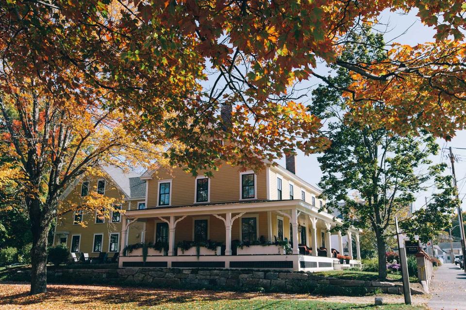 Exterior of Pickering House Inn in the fall