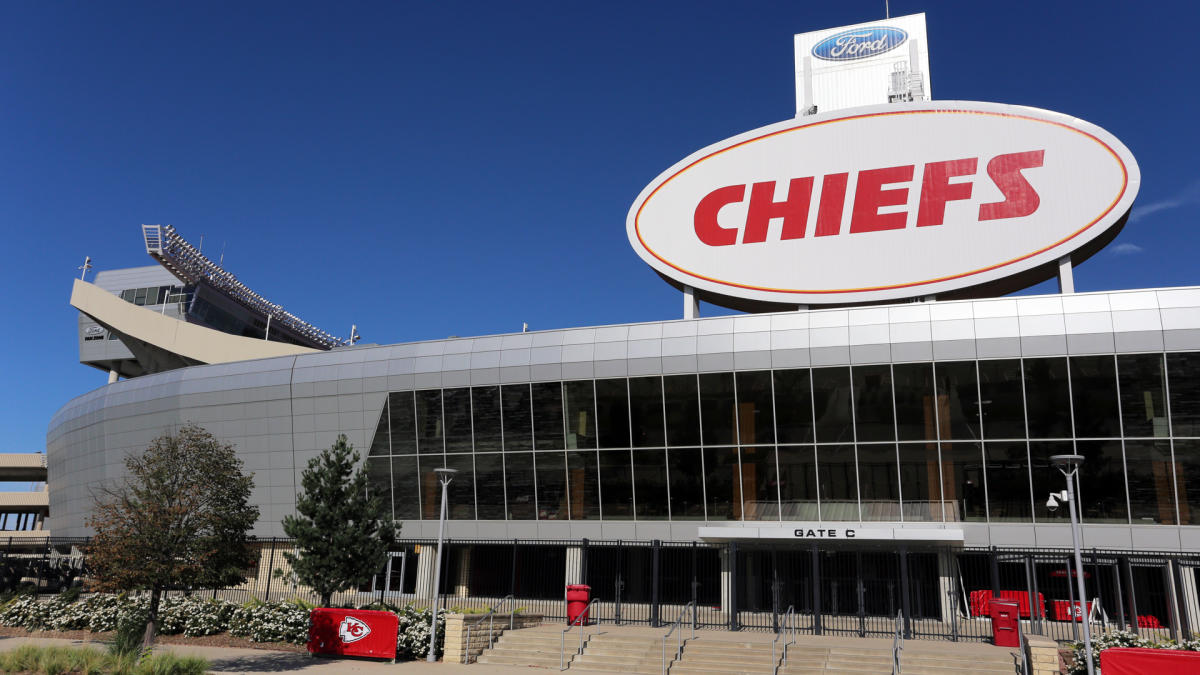 Chiefs plan $10 million in renovations to Arrowhead Stadium