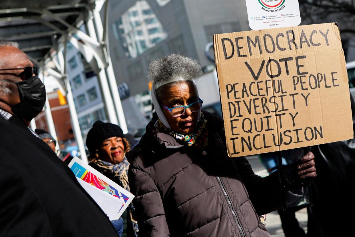 <span>People protest outside the office of hedge fund billionaire Bill Ackman in New York on 4 January 2024.</span><span>Photograph: Michael M Santiago/Getty Images</span>