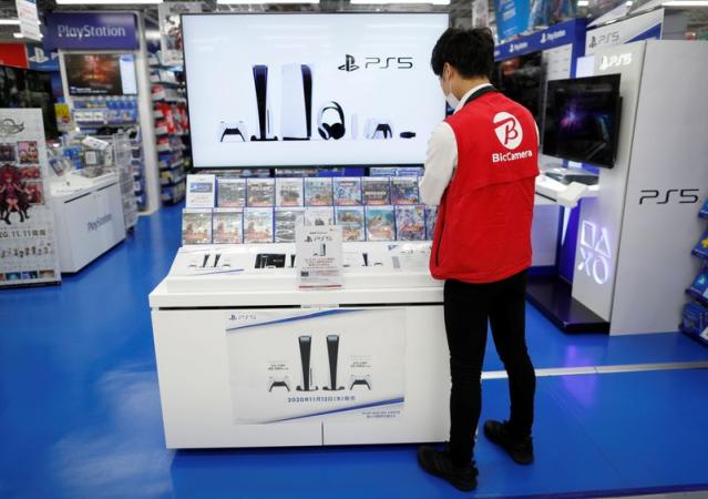 PS5 sold online as pandemic chills real-world retailing