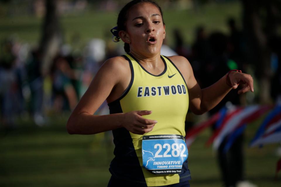 Eastwood High SchooÕs Adelynn Rodriguez wins individual title in the District 1-6A Cross Country meet at Horizon Country Club on Oct. 14, 2022.