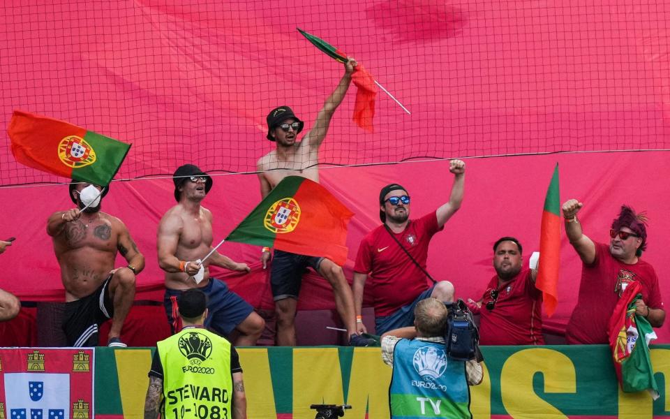 Portgual fans - AFP