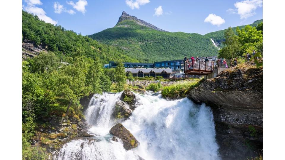 Hotel Union and waterfall in Geiranger