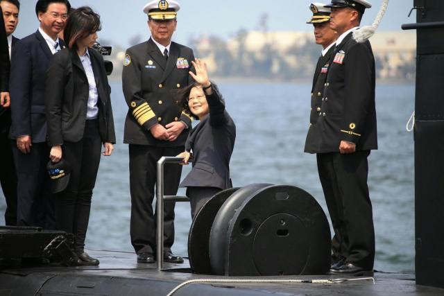 總統蔡英文9月下旬可望赴台船主持首艘潛艦國造下水及命名典禮。資料照片