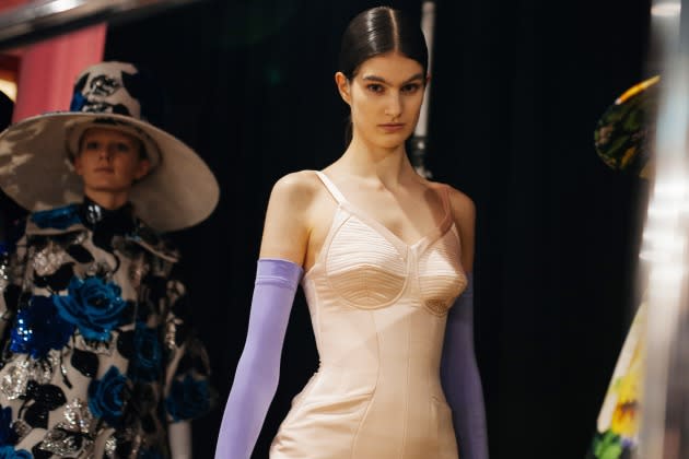 The Corset Trend Will Still Be Going Strong Next Spring - Yahoo Sports