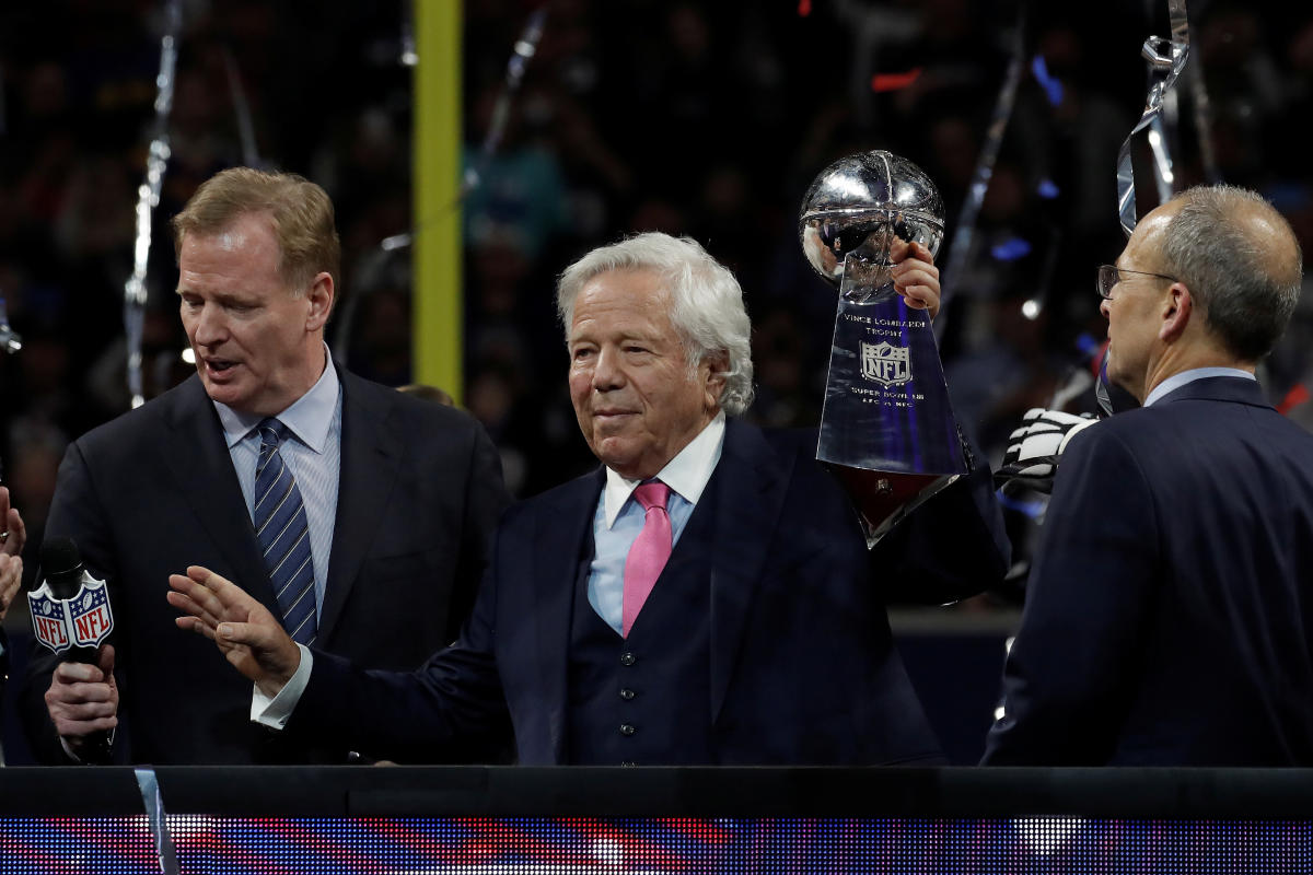 What a morning! Thanks to the @rams for letting us hold their 2022 Super  Bowl Championship Vince Lombardi Trophy 