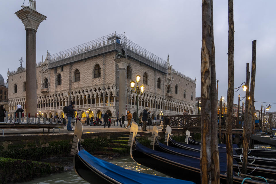 La vista externa del Palacio Ducal de Venecia, el martes 6 de diciembre de 2022. (AP Foto/Domenico Stinellis)