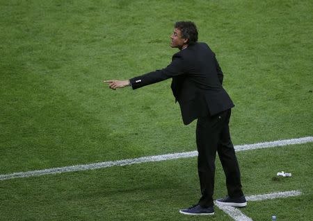 Barcelona coach Luis Enrique REUTERS/Fabrizio Bensch