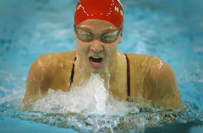 Holland swimmer Emily Bos.