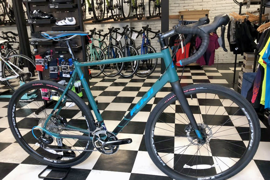 <b>Photo: Mike's Bikes/<a href="https://yelp.com/biz_photos/mikes-bikes-saint-louis-saint-louis?utm_campaign=89184ea3-6ecd-466b-ae68-a63276197efa%2Cc5befb80-ae5f-4f9c-8d94-7f30f55d5d89&utm_medium=81024472-a80c-4266-a0e5-a3bf8775daa7" rel="nofollow noopener" target="_blank" data-ylk="slk:Yelp;elm:context_link;itc:0;sec:content-canvas" class="link ">Yelp</a></b>