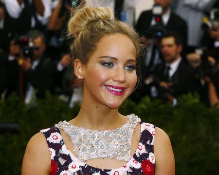 Actress Jennifer Lawrence arrives at the Metropolitan Museum of Art Costume Institute Gala 2015 celebrating the opening of "China: Through the Looking Glass," in Manhattan, New York May 4, 2015. REUTERS/Lucas Jackson